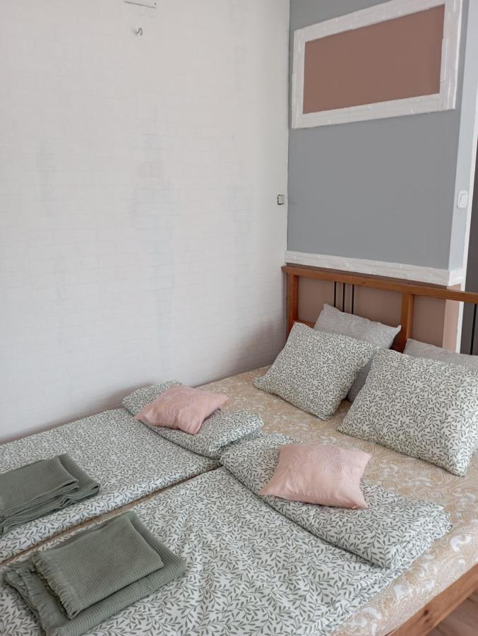 Pokoje Targowek Guest house Warsaw